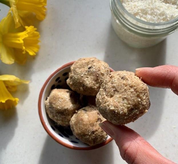 5 Ingredient Cookie Dough Balls - The Garden Eatery